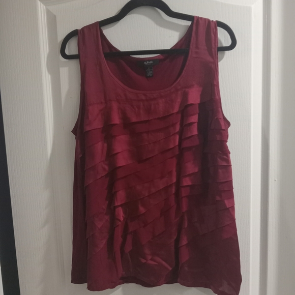 Alfani Women's Red Sleeveless Top - Picture 1 of 3